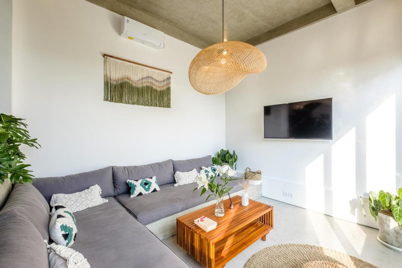 Octo 1 - Private Villas, Modern Style, Near Beach Canggu  Exterior photo